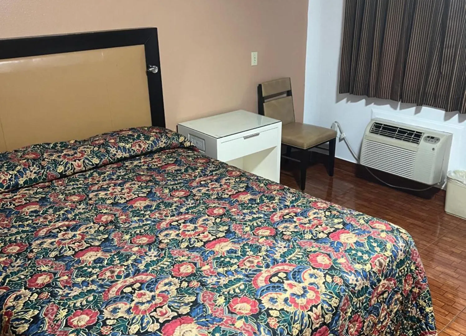 **** Hotel King Motel Los Angeles United States